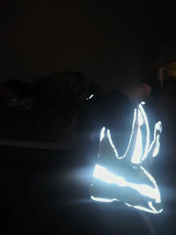 Жилет во вспышке